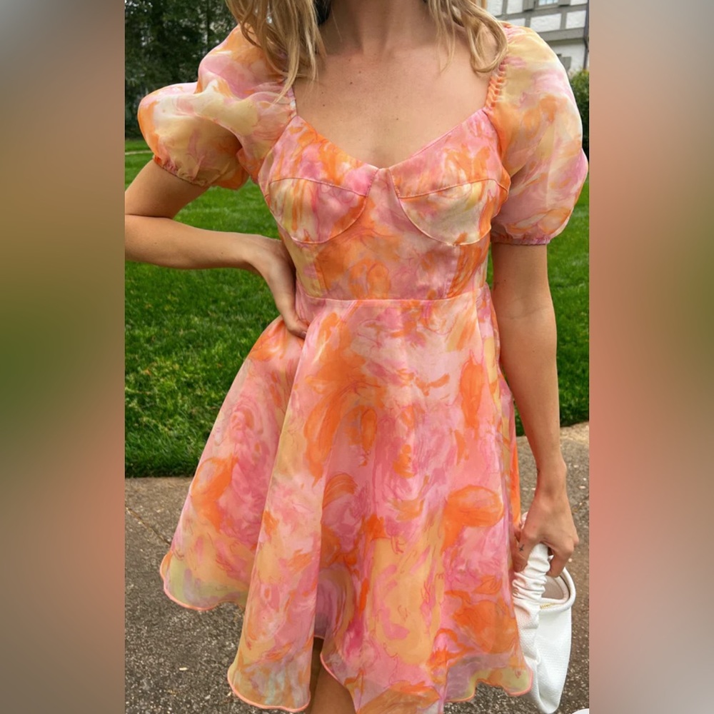 Cute summer dress!